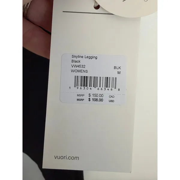 Vuori Black Skyline Leggings NWT size Medium - Image 3
