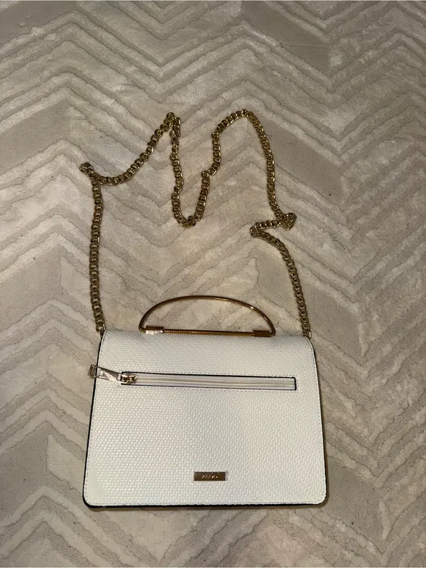 Aldo White Textured Crossbody Bag Crossbody Bag with Gold - Image 6