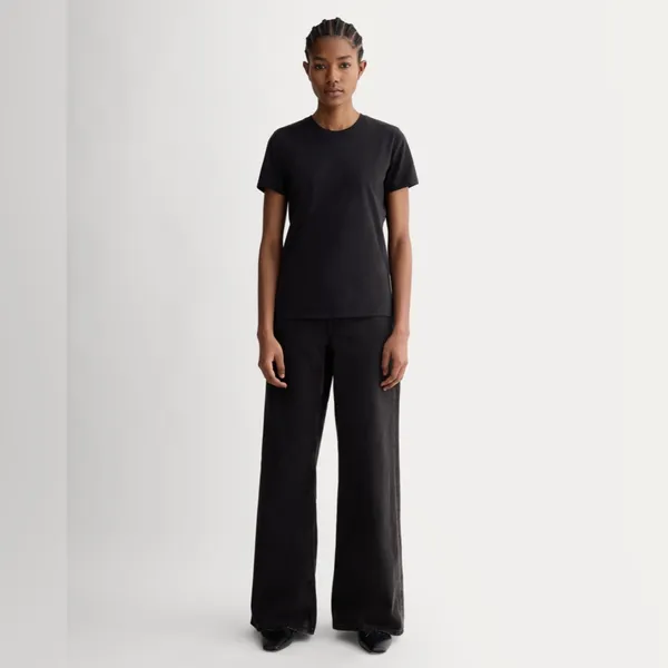 NWOT Everlane The Slim Crew in Essential Cotton - Image 2