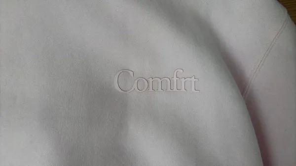 Comfort Sweatshirt - Image 3
