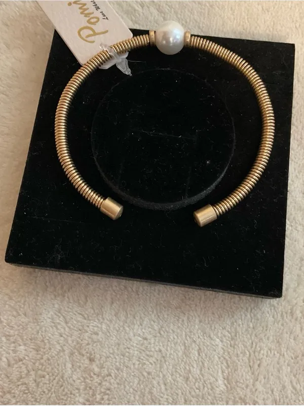 Pomina Gold-Tone Coil Bracelet with White Pearl Accent - Image 3