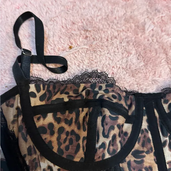 SHEIN Leopard and Black Lace Bustier - Image 3
