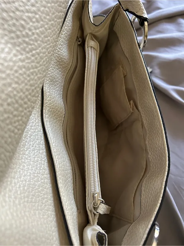 GUESS Cream Pebbled Leather Satchel with Signature G Hardware - Image 5