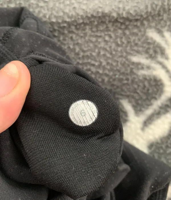 Lululemon Black Align 25” Leggings Size 6 - Image 3