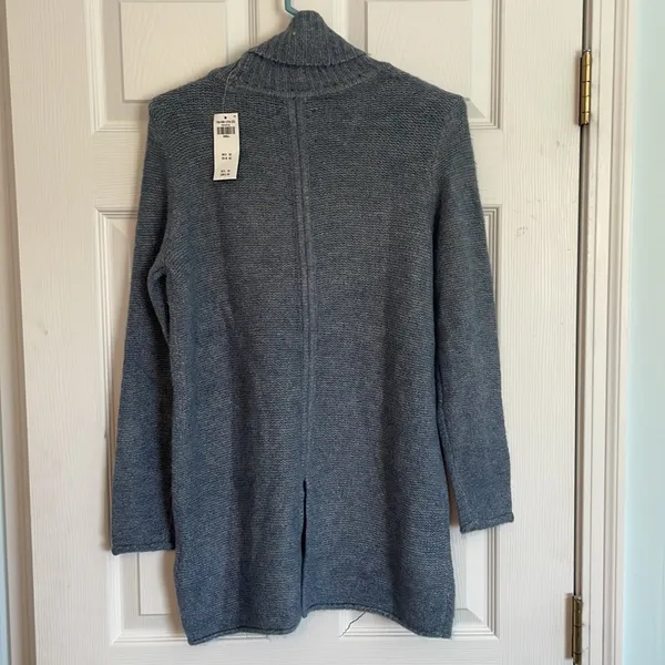 Abercrombie and Fitch Turtleneck Sweater - Image 2