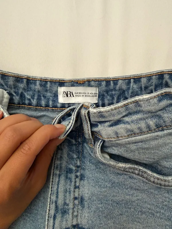 ZARA Shorts Denim - Image 2