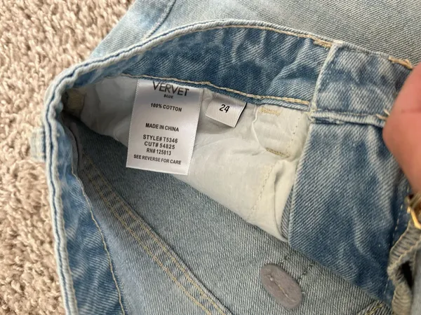 Light Wash Flare Ripped Jeans Blue Size 24 - Image 5