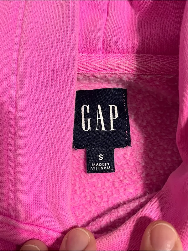 GAP Women's Bright Pink Hooded Sweatshirt - Image 2