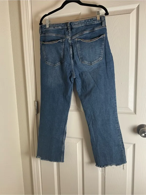 Zara Z1975 High-Rise Straight Leg Jeans Medium Wash Raw Hem – Size US 10 - Image 7