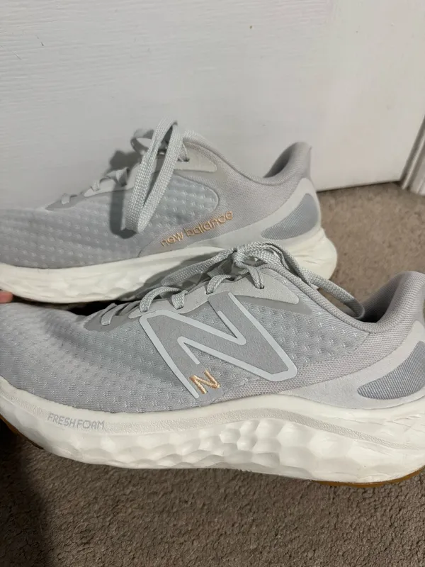 New Balance Fresh Foam Arishi Women’s Sneakers - Image 8