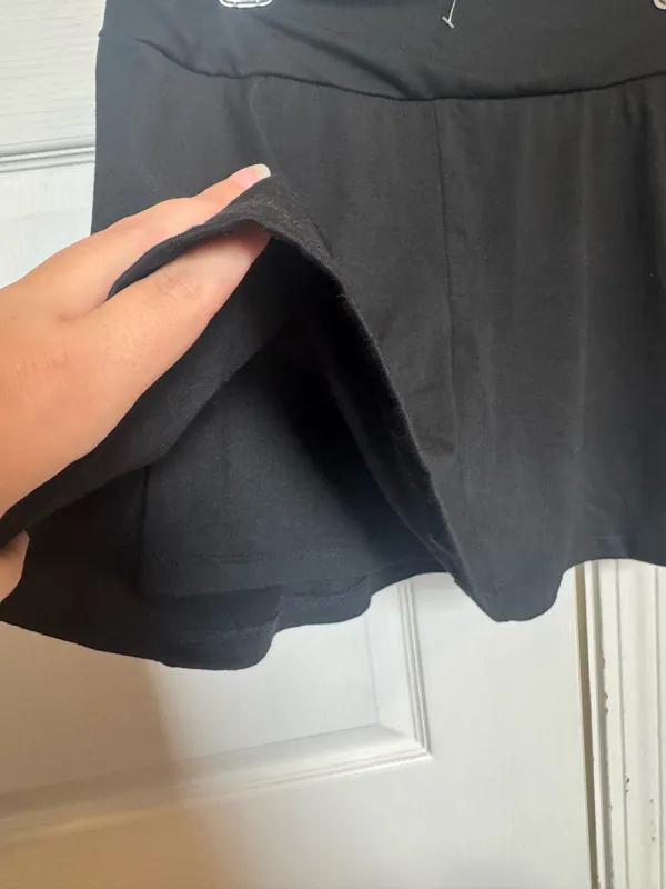 Black Flared skort from boutique. Worn once for concert - Image 4