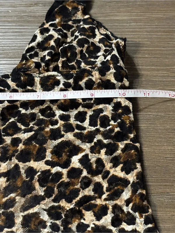 Vintage Victoria's Secret Leopard Print Slip with Black Trim - Image 8