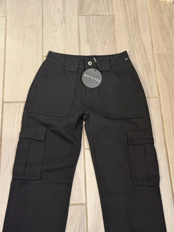 White Fox Boutique Black Cargo Jeans - Image 3