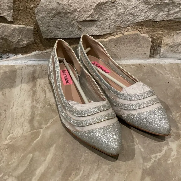 Betsey Johnson Silver Glitter Clear Mesh Panel Ballet Flats Shoes 5.5 - Image 5