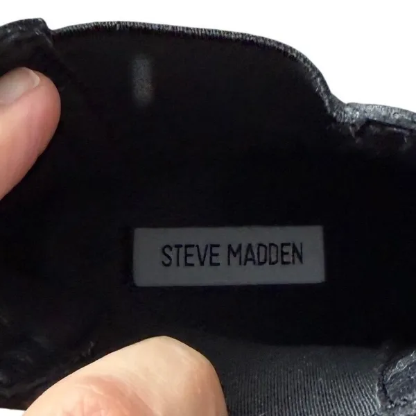 Steve Madden Howler Black Faux Leather Chunky Sole Chelsea Boots Size 7 NEW - Image 9