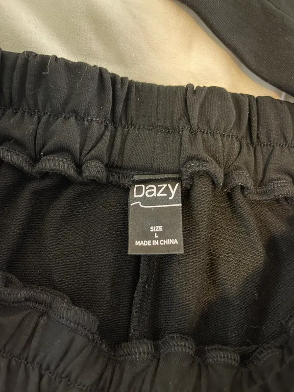 SheIn Dazy Asymmetrical Lounge Set - Image 6