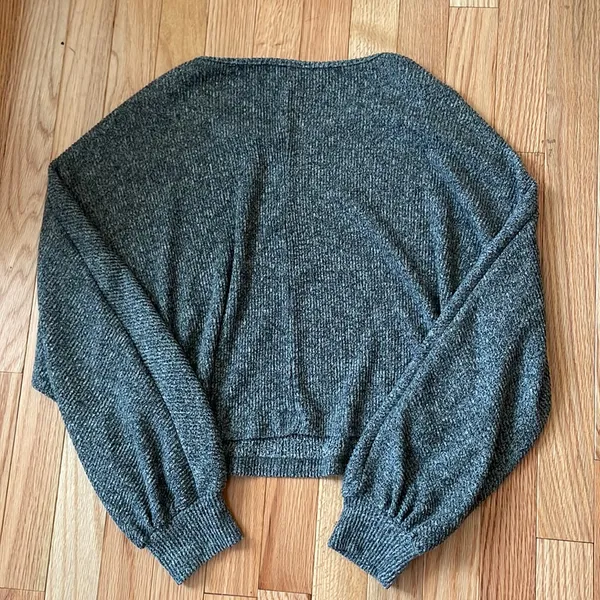 H&M Shirt Womens Medium Gray Long Sleeve Crew Neck Blouse Flowy Ladies - Image 6