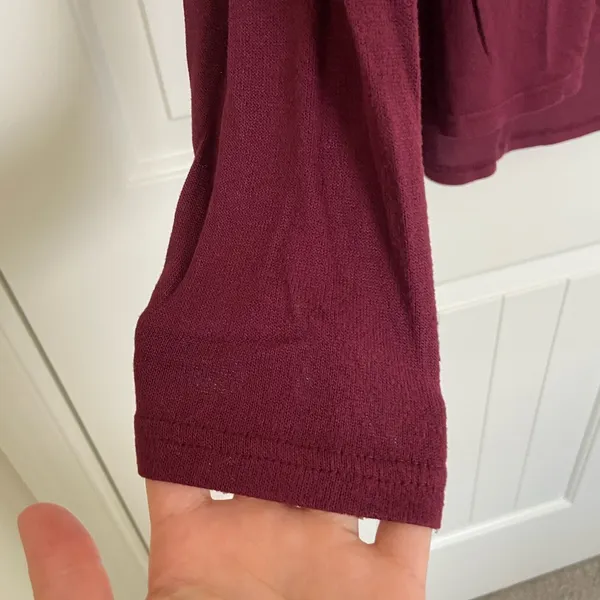 Old‎ Navy women’s stretchy solid colored top — large - Image 3
