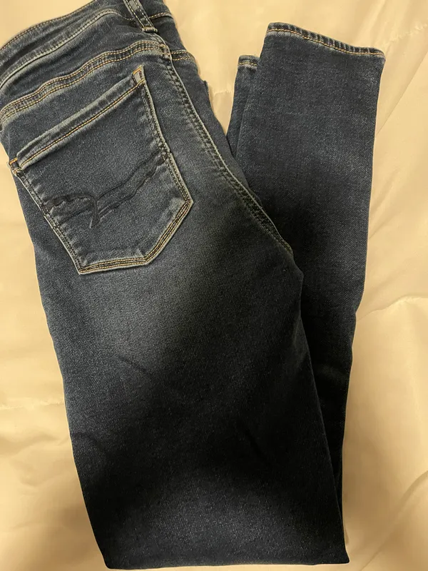 American Eagle Jeans - Image 2
