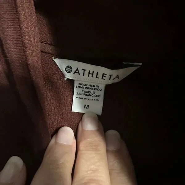 Athleta Pullover Sweatshirt Size Medium Maroon Zip Athleisure Active - Image 4