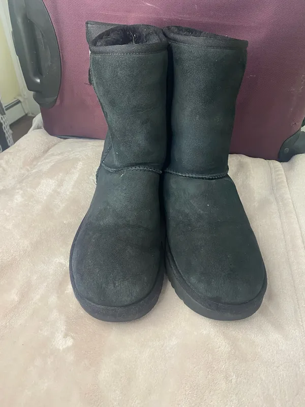 Ugg classic Womens boots size 9 - Image 2