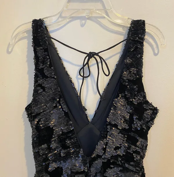 Gianni Bini Black Sequin Dress - Image 3