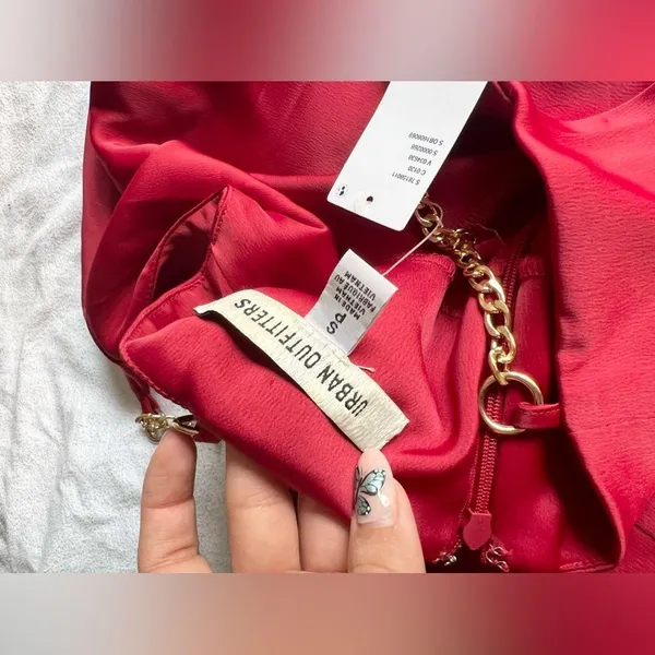 urban outfitters red satin slip dress new with tags gold chain straps - Image 3