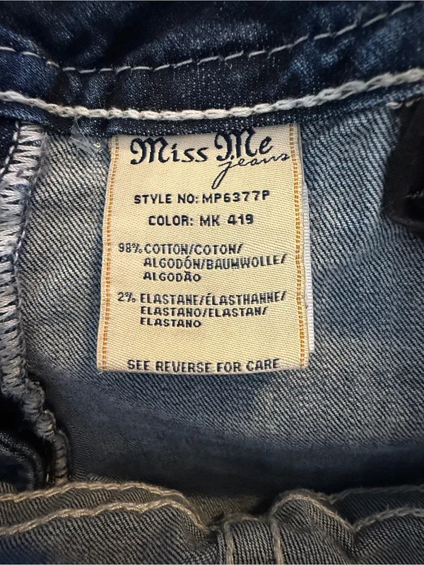Miss Me Mid Rise Cuffed Capri Jeans Size 30 Angel Wings Embellished MP6377P - Image 10