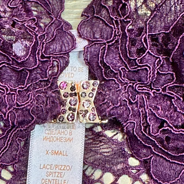 Savage X Fenty Lace Bralette Bra Purple XSmall Adjustable Straps Rhinestone Logo - Image 4