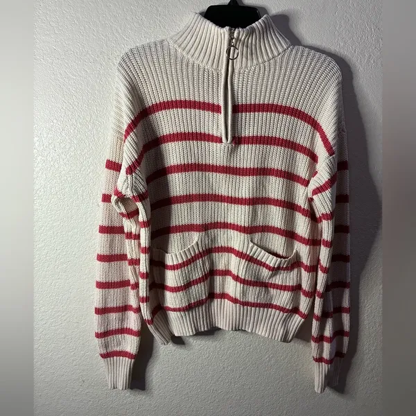 💥St. John's Bay Ivory and Red Stripes Crew Neck Long Sleeve Sweater S - Image 3