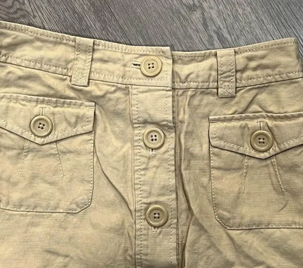 Women’s Banana Republic Size 0 Tan Pocketed Buttom Front Skirt - Image 3