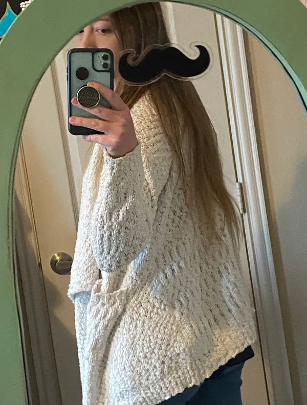 Sweater - Image 4