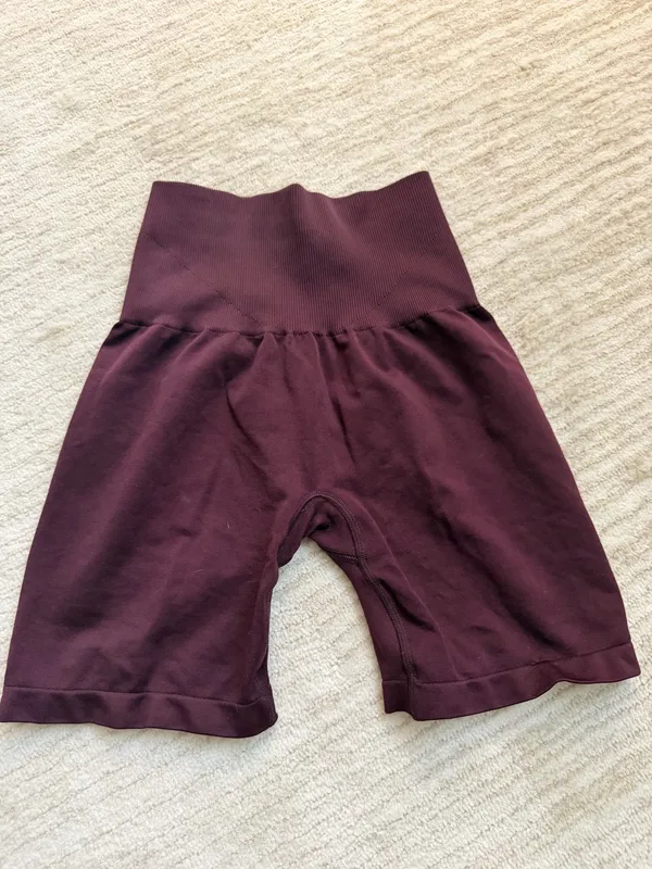 Prozi’s Short Purple - Image 4
