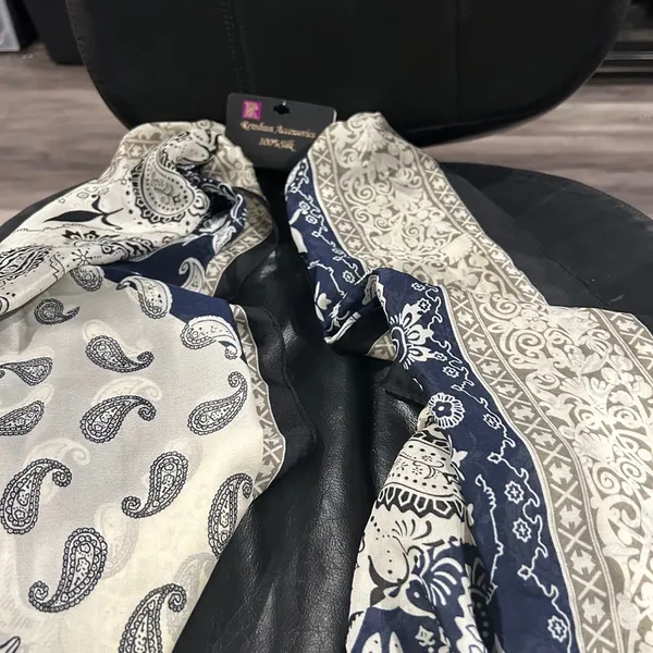 100 % silk Paisley Scarf in Navy & Cream - Image 2
