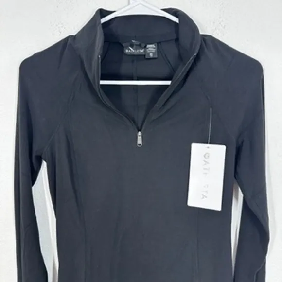 Athleta Salutation Half Zip Pullover‎ Black Ribbed Cuffs Breathable Wicking XS - Image 2