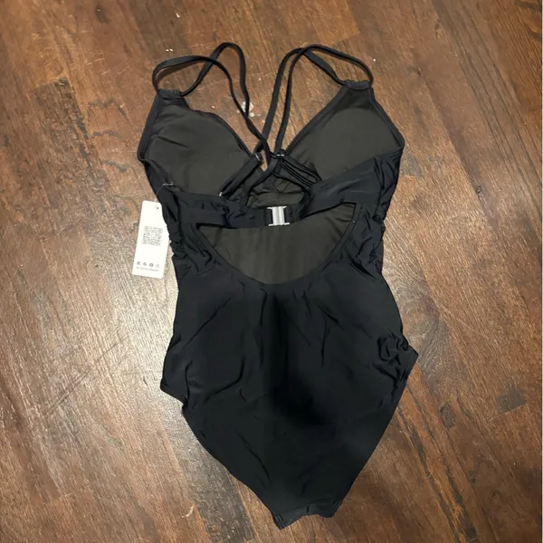 Women’s One Piece Swimsuit Black Size M - Image 5
