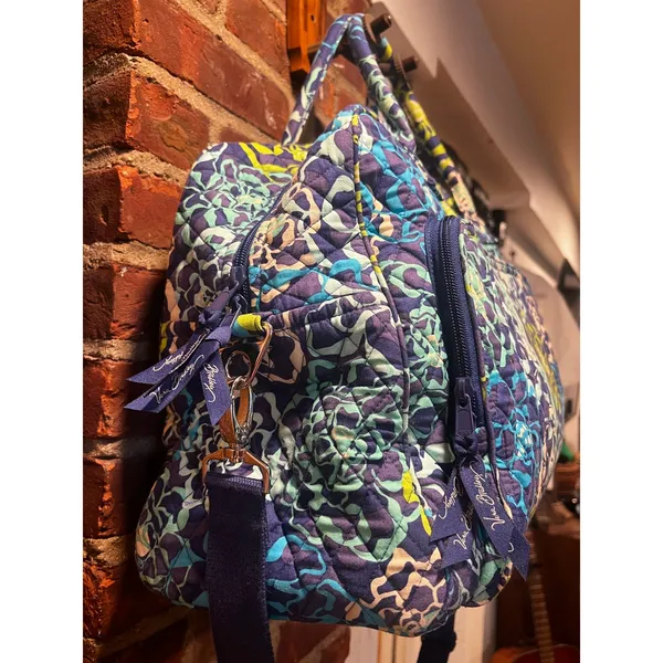Vera Bradley Retired Katalina Blues Large Weekender Quilted Floral Duffel Bag - Image 5
