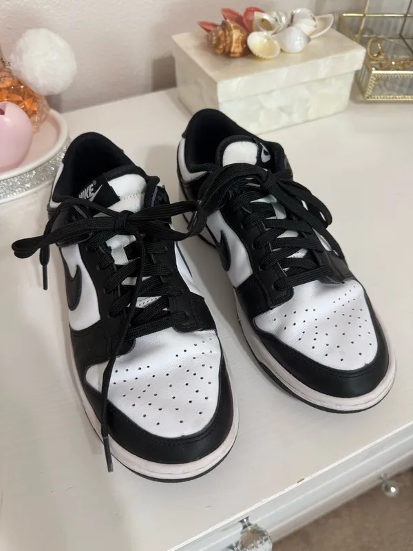Nike Panda Dunk Low - Image 6