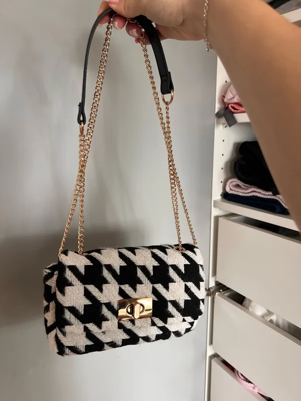 H&M Houndstooth Flap Woven Front Small Crossbody Bag - Image 8