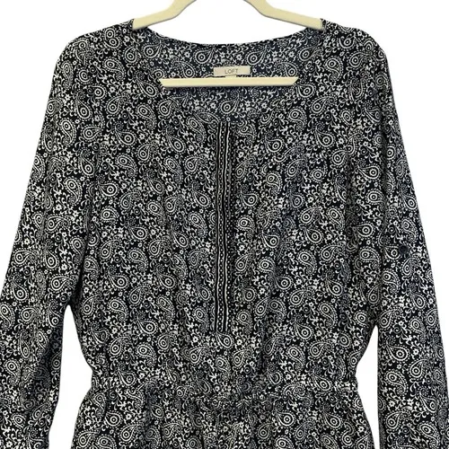 LOFT Romper Size 0 Blue White Paisley Print Long Sleeve‎ Roll Tab One Piece EUC - Image 3