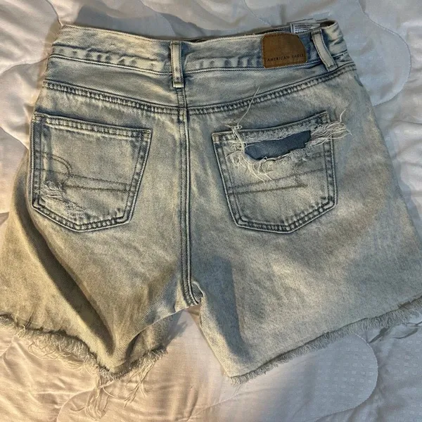 American Eagle Mom Shorts Size 0 - Image 2