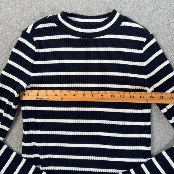 Banana Republic Women's XS Navy Blue White Striped Ribbed Mock Neck Top Stretch - Image 3