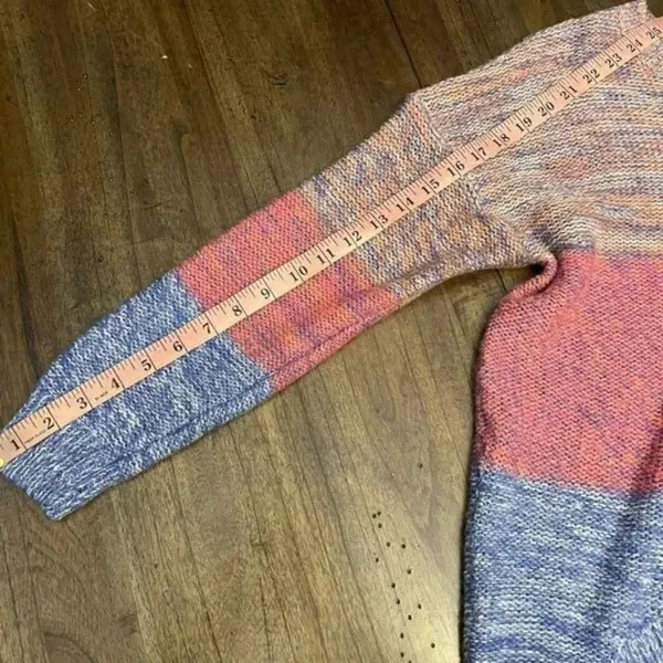 Women's Colorblock Sweater - Image 4