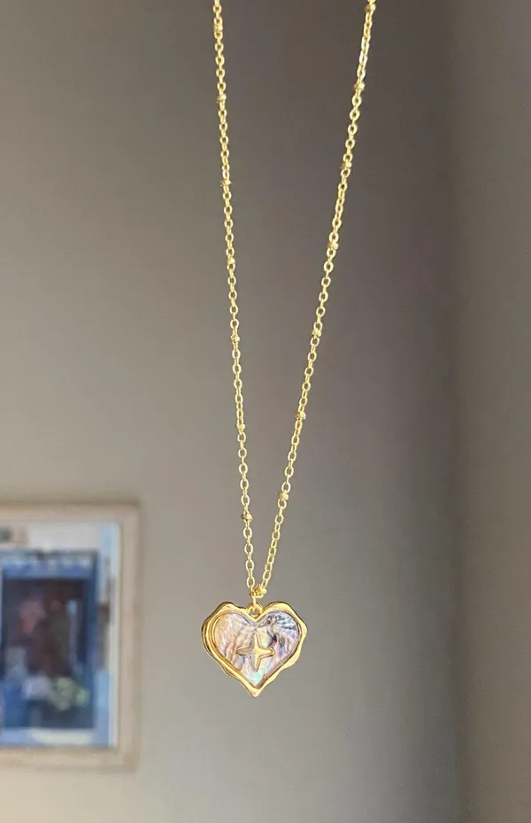 Handmade gold tone stainless steel heart sparkle shell necklace🐚⭐️🌀 - Image 7
