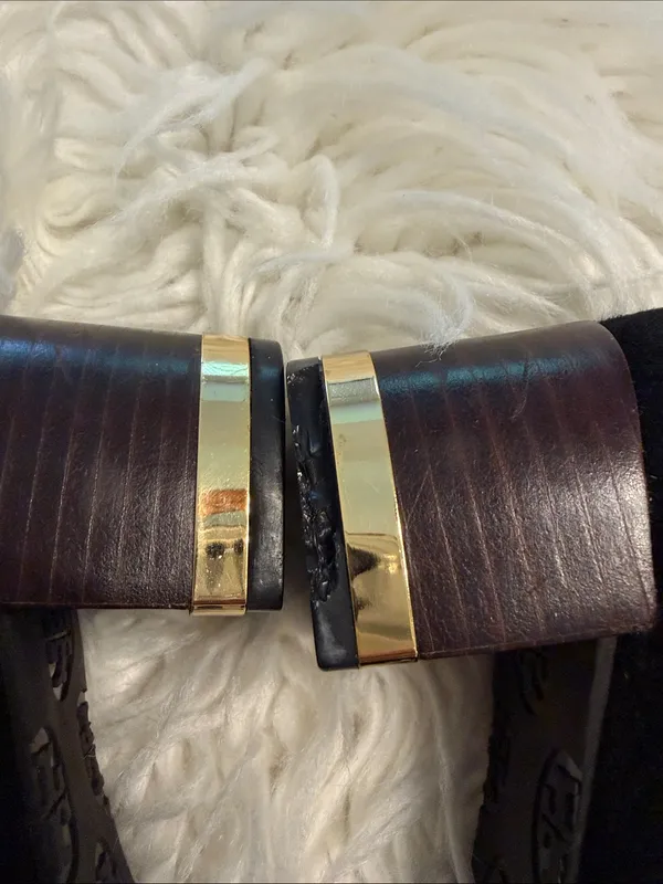 Tory Burch Black Suede Flats with Gold Logo Medallion size 7.5 fair condition - Image 5