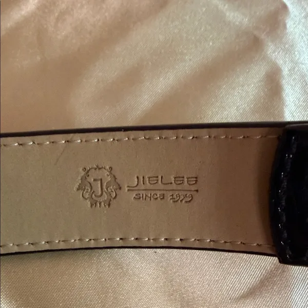 Black Women's Rhinestone Buckle Belt - Image 3