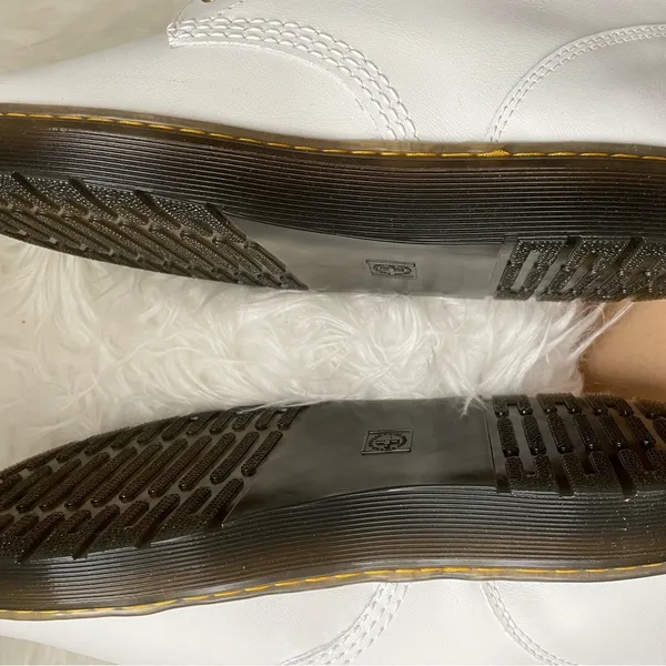 Dr. Martens Zavala White - Image 8