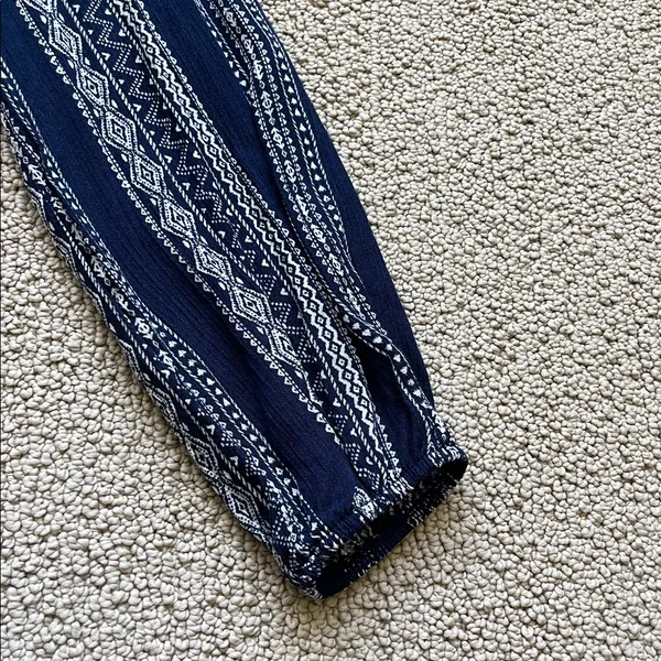 Hippie Rose Navy and White Patterned Top - Image 5