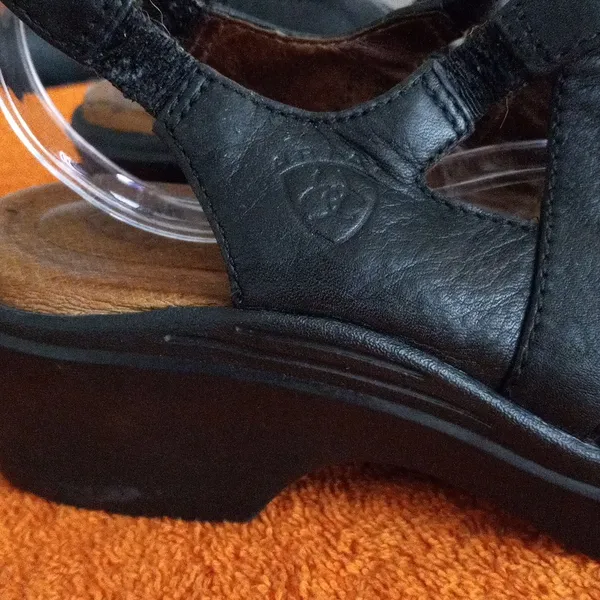 Ariat Western 8.5 Strap Clog Sandals in Black - Image 3