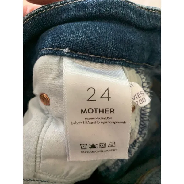 MOTHER The Looker Ankle Fray Home Movies Jeans women's size 24 - Image 5
